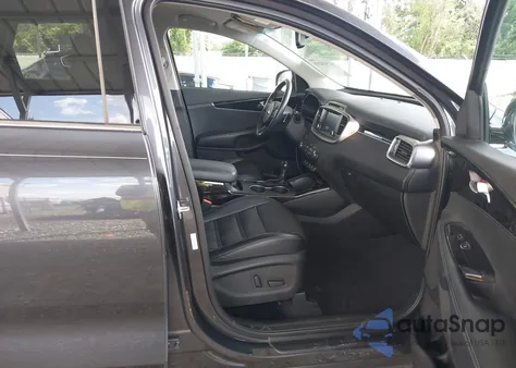 2017 Kia Sorento Ex z USA, uszkodzony, nr VIN 5XYPHDA11HG265831